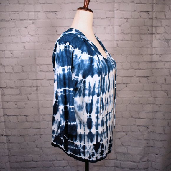 NWT $62 River Tie-Dye Hooded Blouse S, Blue & White 3/4 Sleeves, Loose Fit Flowy - Picture 3 of 8